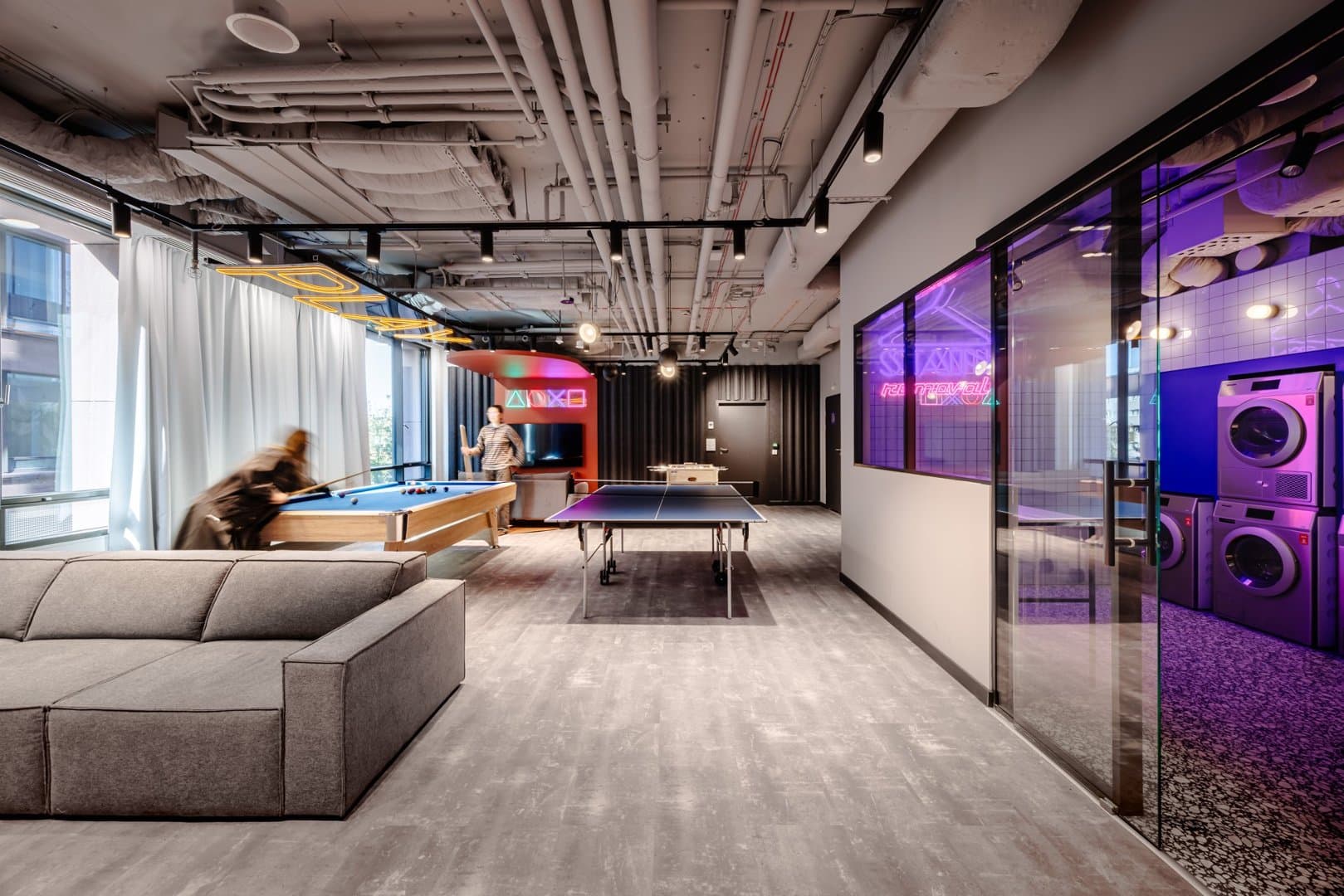 Warszawska rewolucja mieszkaniowa: biura stają się domami